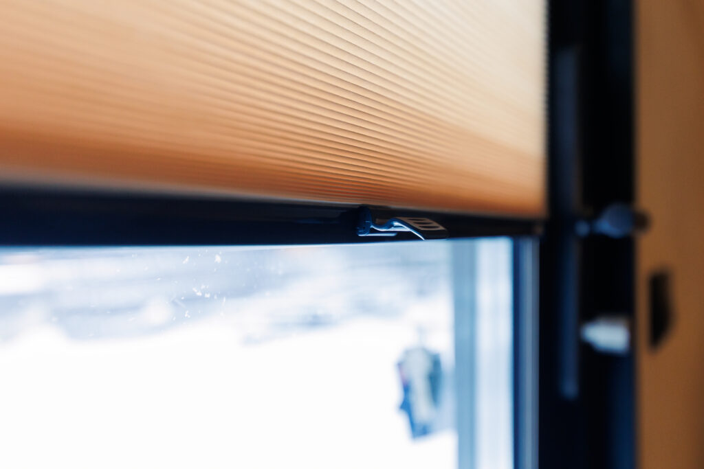 No Drill Blinds (2)
